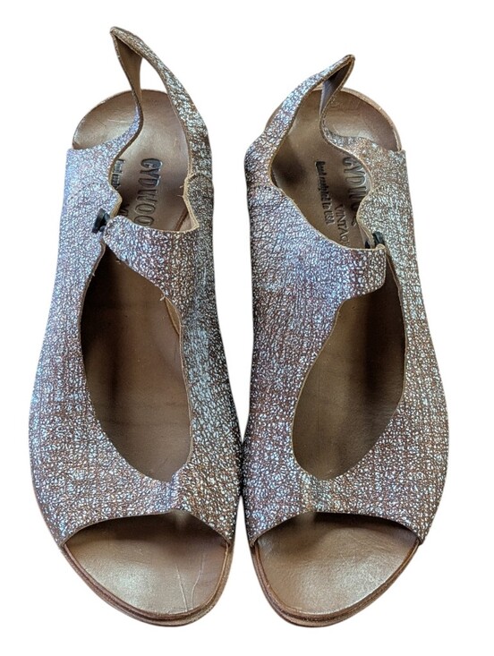 cydwoq Shoes - CYDWOQ Vintage Bronze Flat Slingback Sandals Size 41